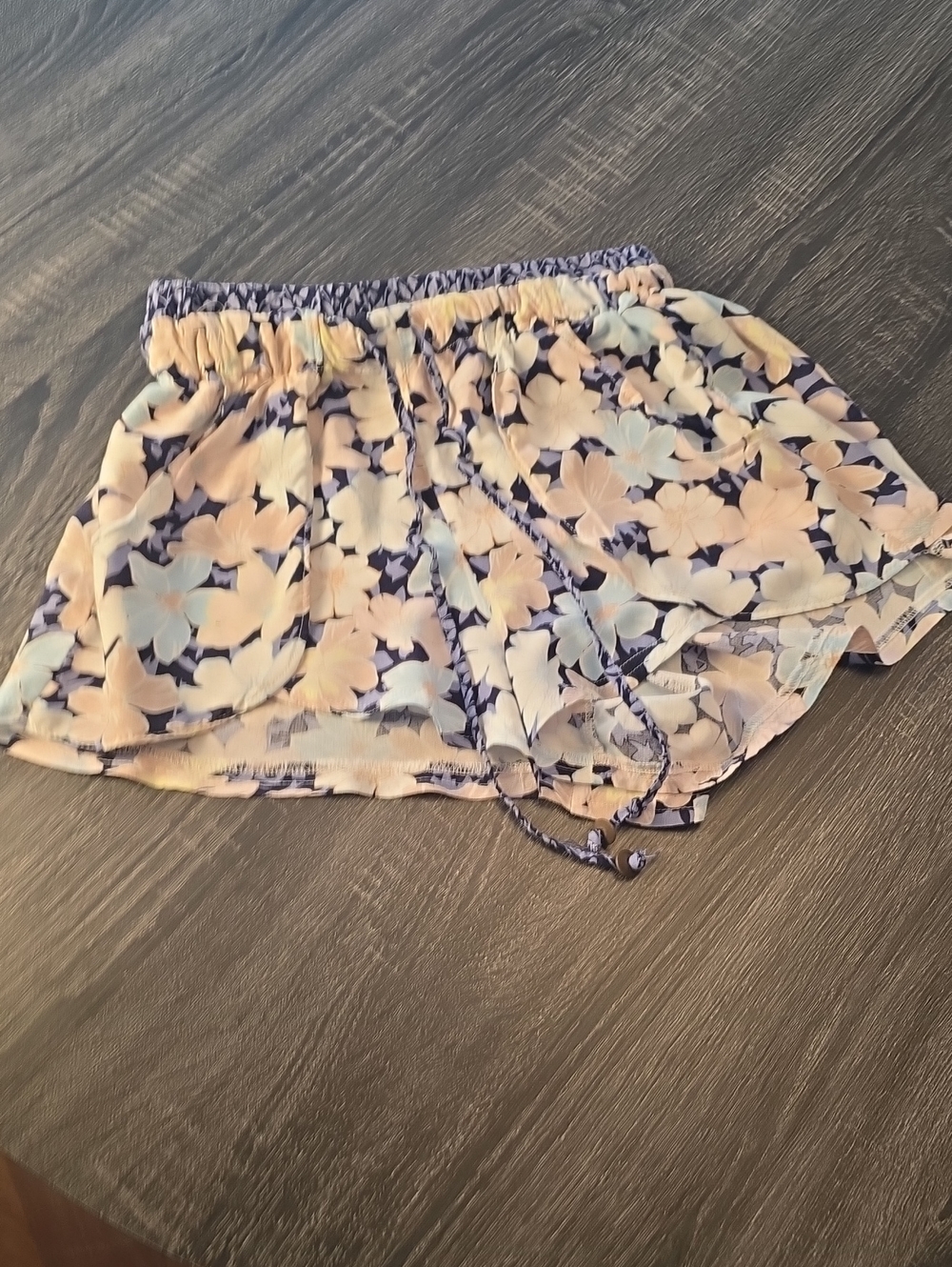 Floral Elastic-Waist Women’s Skirt - Pastel Blue & Peach